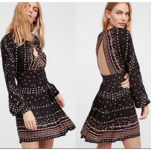 Free People Dresses & Skirts - Free People Coryn A line Pleated Twee Holiday Women’s Mini Dress Sz 2